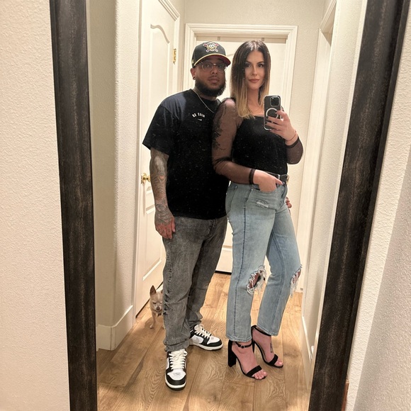 Hi, I’m Nicole 👋🏻 Thanks for stopping by! 🩵 - Picture 9 of 13